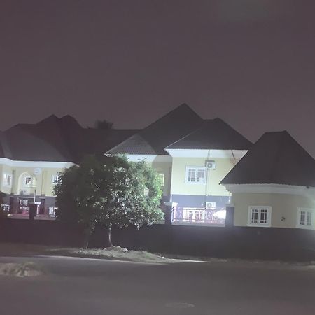 Health Plaza Abuja Aparthotel Exteriör bild
