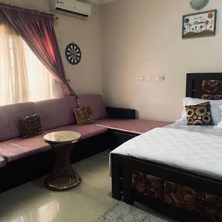 Health Plaza Abuja Aparthotel Exteriör bild