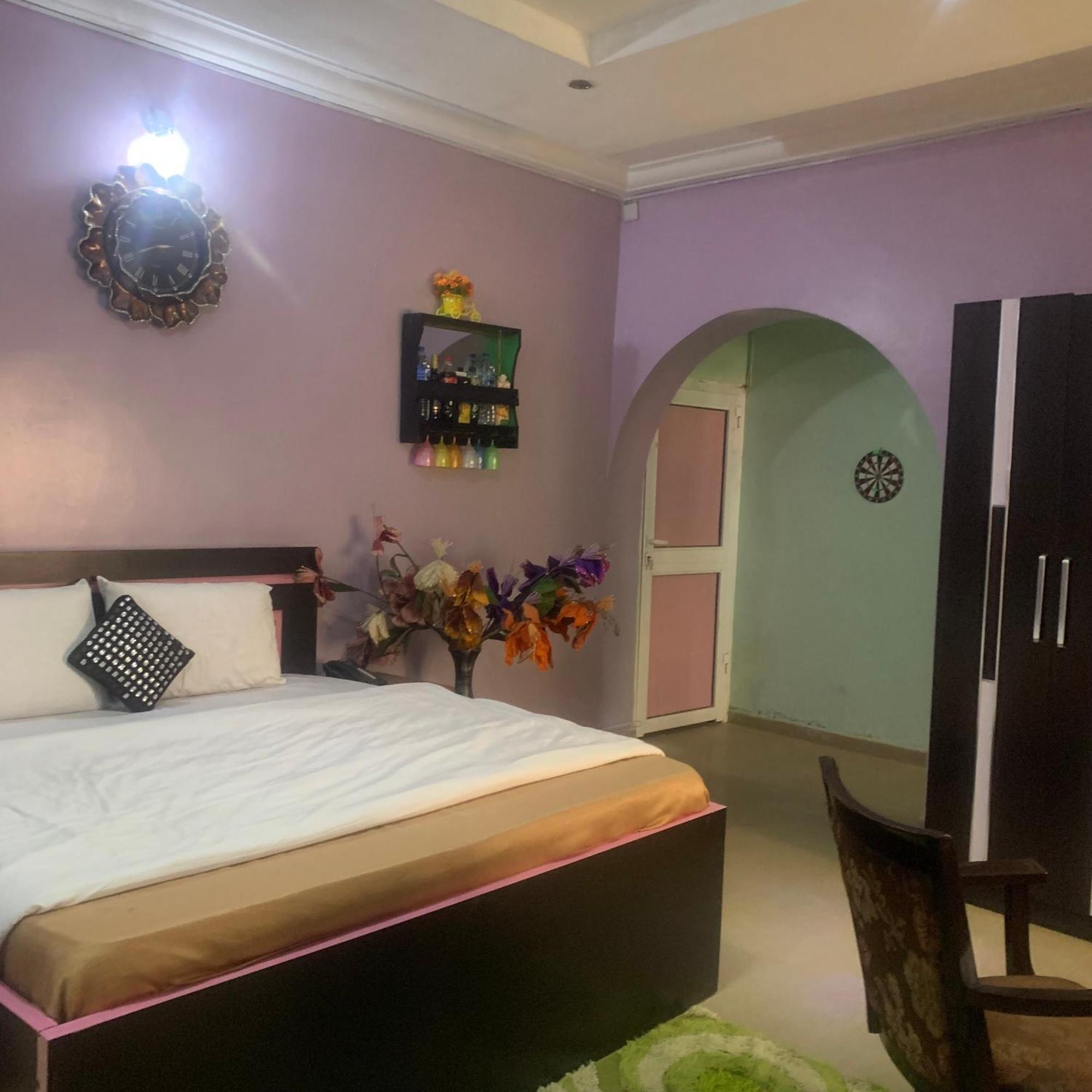 Health Plaza Abuja Aparthotel Exteriör bild