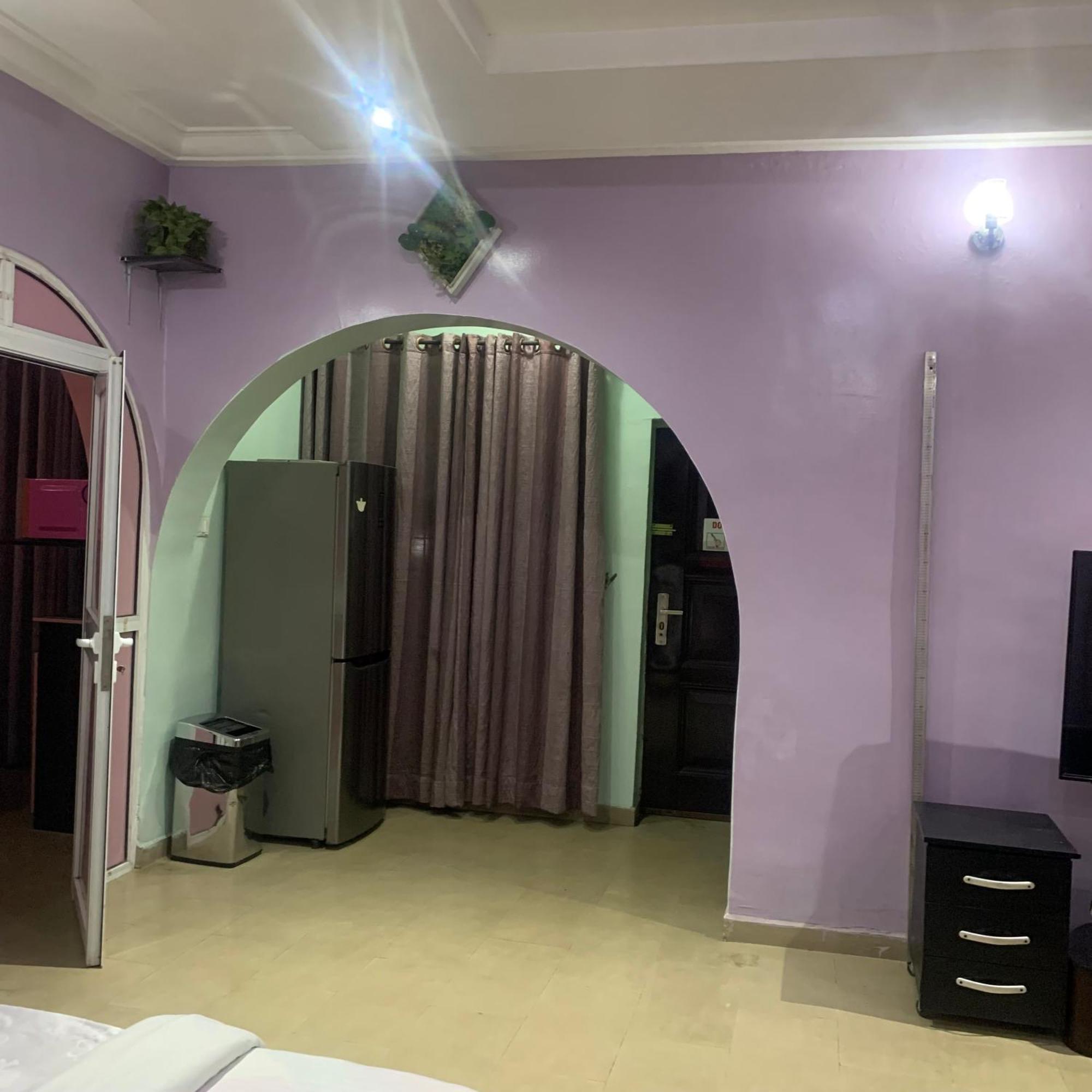 Health Plaza Abuja Aparthotel Exteriör bild