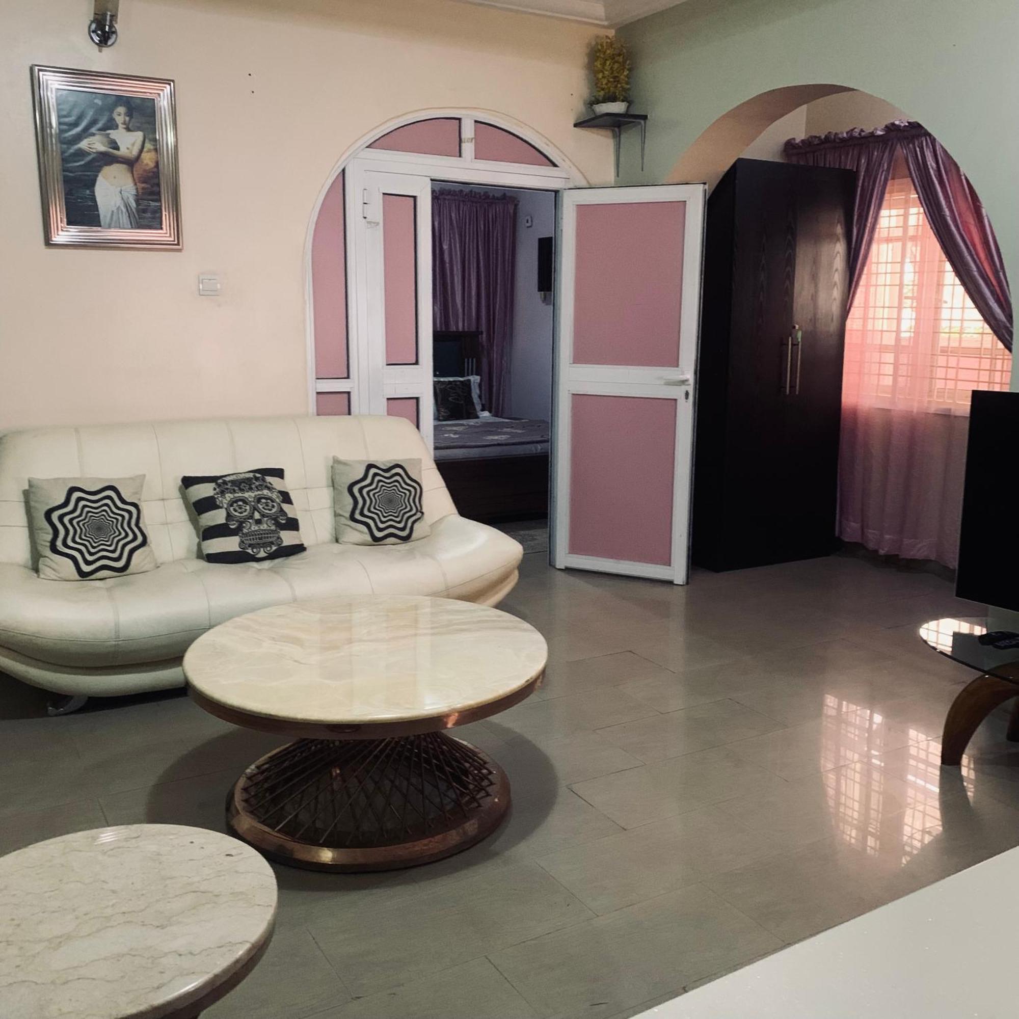 Health Plaza Abuja Aparthotel Exteriör bild