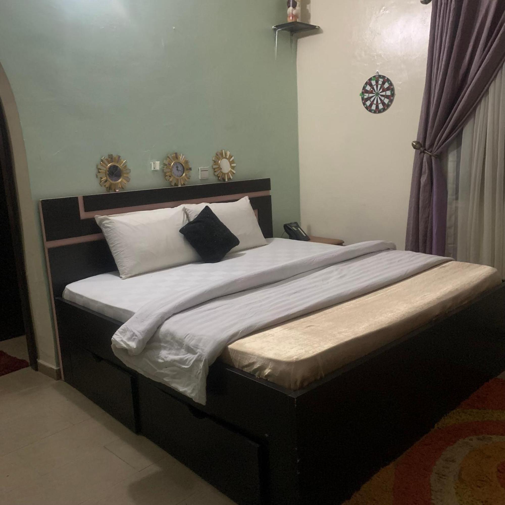 Health Plaza Abuja Aparthotel Exteriör bild