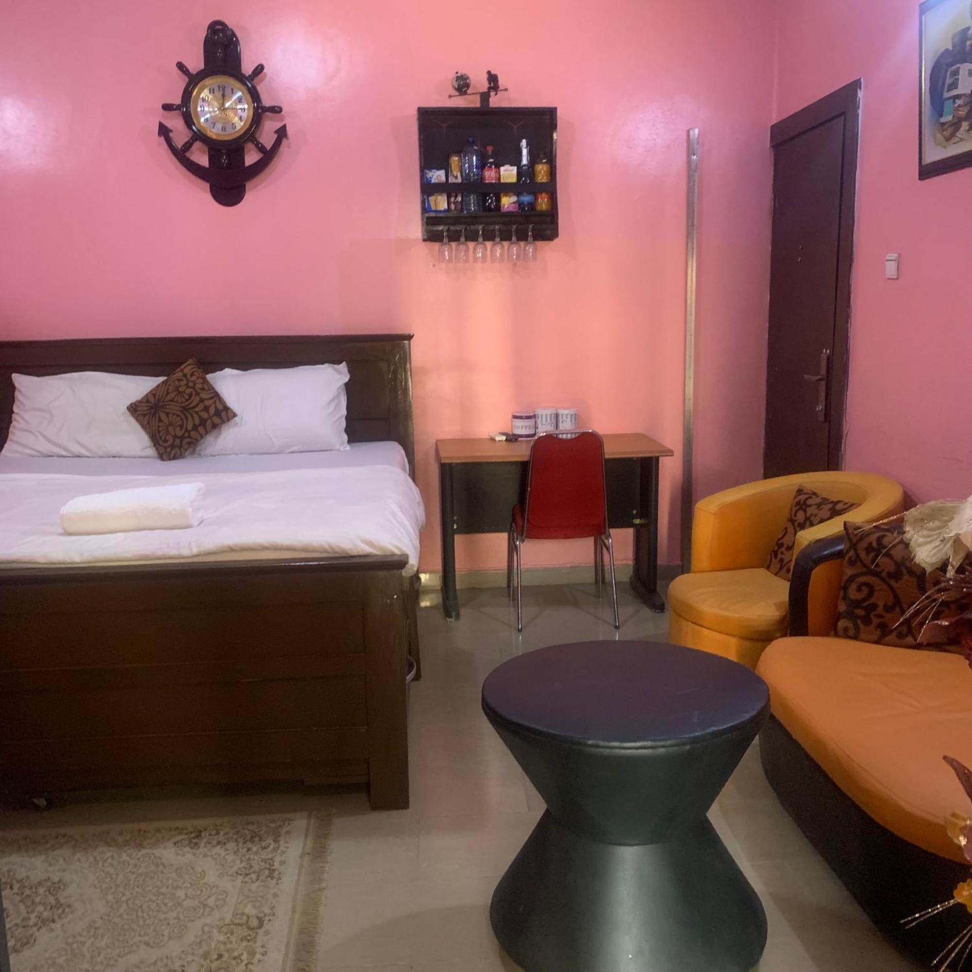 Health Plaza Abuja Aparthotel Exteriör bild